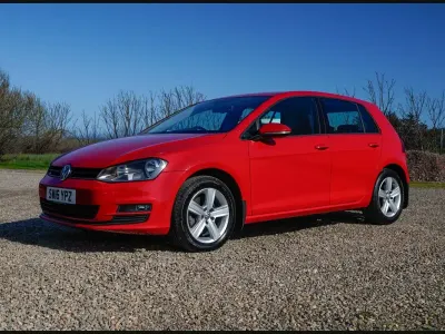Used VW Golf VII Edition 125 HP (91 kW) 2016 Red Hatchback