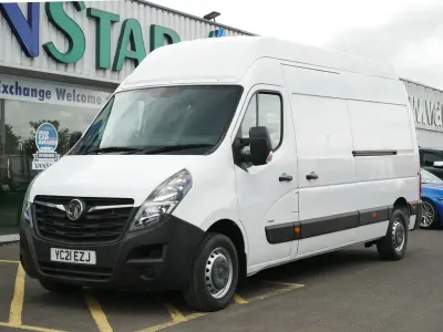 Used Vauxhall Movano 135 HP (99 kW) 2021 White