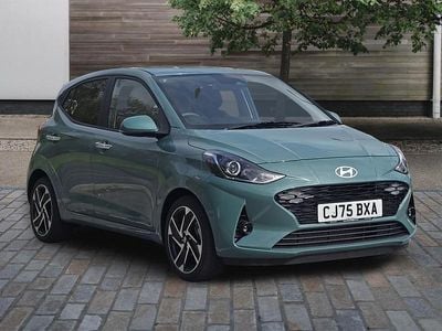 New Hyundai i10 Premium 79 HP (58 kW) 2025 Green Hatchback