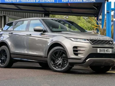 Used Land Rover Range Rover evoque R-Dynamic 180 HP (132 kW) 2019 Silver SUV