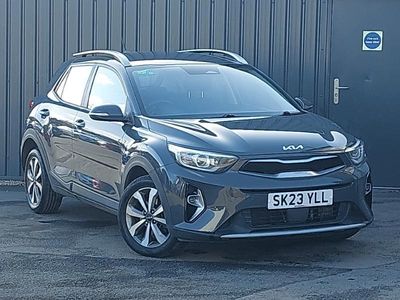 Used Kia Stonic 99 HP (72 kW) 2023 Grey SUV