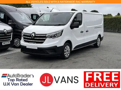 Used Renault Trafic 130 HP (95 kW) 2023 White MPV