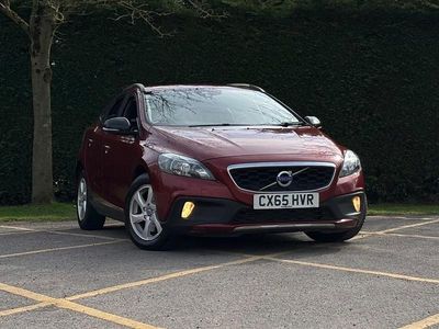 Used Volvo V40 SE 2015 Red Hatchback