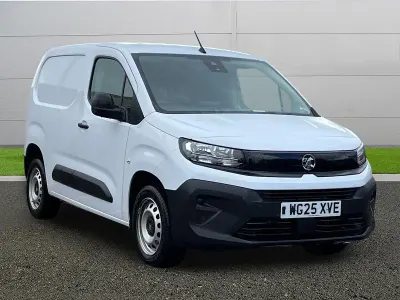 Used Vauxhall Combo 100 HP (73 kW) 2025 White MPV