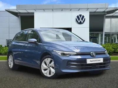 Used VW Golf VIII Style 147 HP (108 kW) 2024 Blue Hatchback