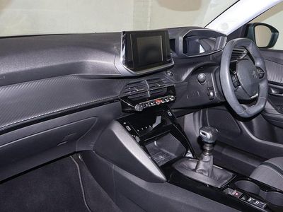 Used Peugeot 2008 Allure Premium 100 HP (73 kW) 2022 Blue SUV