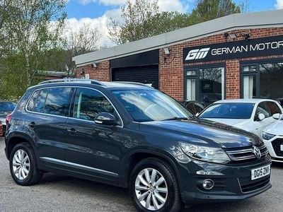 Usado VW Tiguan Match 150 HP (110 kW) 2015 Cinzento SUV