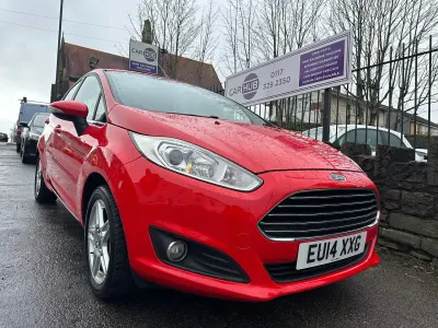 Used Ford Fiesta Zetec 82 HP (60 kW) 2014 Red Hatchback