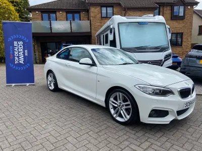 Begagnad BMW 228 M Sport 245 HK (180 kW) 2014 Vit Sportkupé