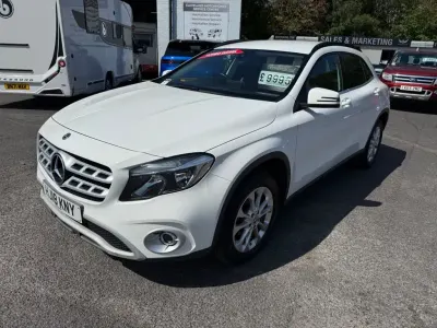 Used Mercedes GLA200 SE 136 HP (100 kW) 2018 White SUV