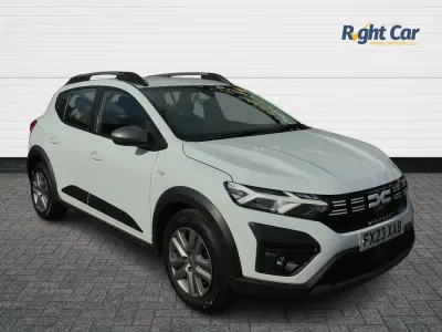 Gebraucht Dacia Sandero Expression 2023 Weiß Kleinwagen