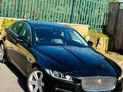 Used Jaguar XE Portfolio 179 HP (131 kW) 2016 Black Sedan