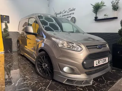 Used Ford Transit Connect Limited 2017 Silver MPV