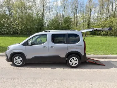 Used Peugeot Rifter Allure 100 HP (73 kW) 2021 Grey MPV