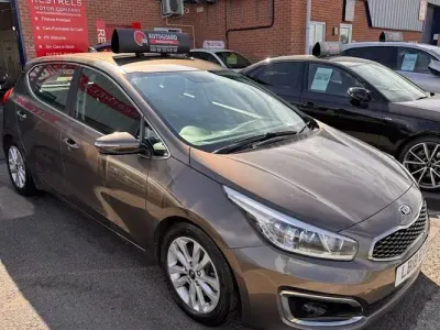 Used Kia Ceed 135 HP (99 kW) 2018 Brown Hatchback