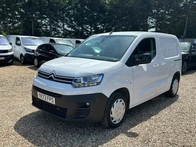 Used Citroën Berlingo 100 HP (73 kW) 2023 White MPV
