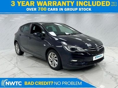 Blue Used 2018 Vauxhall Astra Design Edition Hatchback | £9,195 (Fair price)