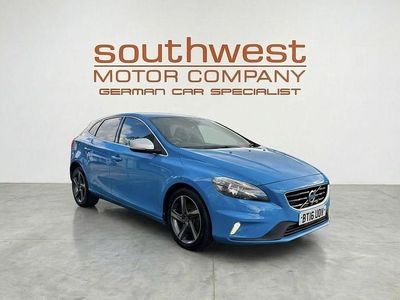 Used Volvo V40 R-Design 120 HP (88 kW) 2016 Blue Hatchback
