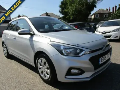 Used Hyundai i20 75 HP (55 kW) 2019 Silver Hatchback