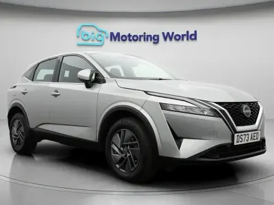 Used Nissan Qashqai Acenta Premium 158 HP (116 kW) 2023 Silver SUV