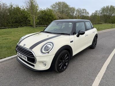 Used Mini Cooper Hatch 2018 White Hatchback
