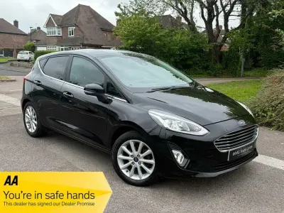 Used Ford Fiesta Titanium 125 HP (91 kW) 2018 Black Hatchback