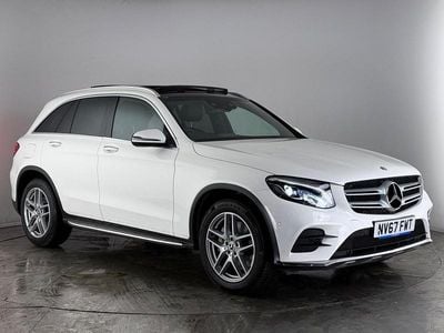 Used Mercedes GLC220 AMG Line Premium 170 HP (125 kW) 2018 White Estate