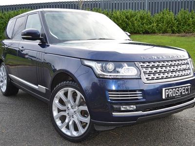 Loire blue metallic Used 2015 Land Rover Range Rover Vogue SE SUV | £19,700 (Good price)