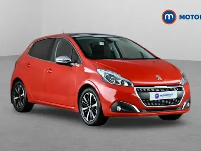 Used Peugeot 208 Allure Premium 82 HP (60 kW) 2018 Orange Hatchback
