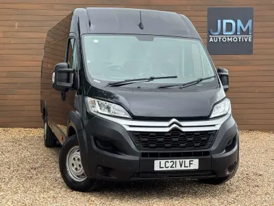 Begagnad Citroën Relay 2021 Grå Van