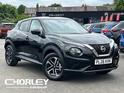 New Nissan Juke N-Connecta 114 HP (83 kW) 2026 Black SUV
