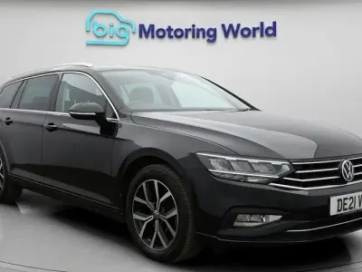 Begagnad VW Passat SEL 150 HK (110 kW) 2023 Kombi