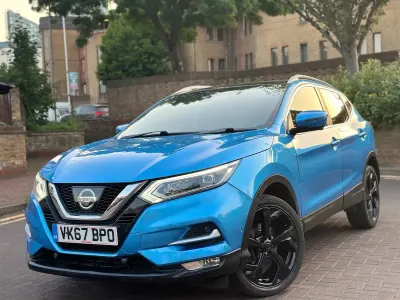 Used Nissan Qashqai Tekna 130 HP (95 kW) 2017 Blue SUV