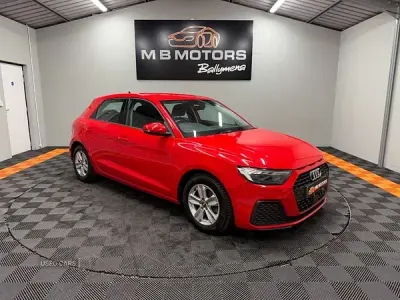Begagnad Audi A1 Advanced 2019 Röd SUV