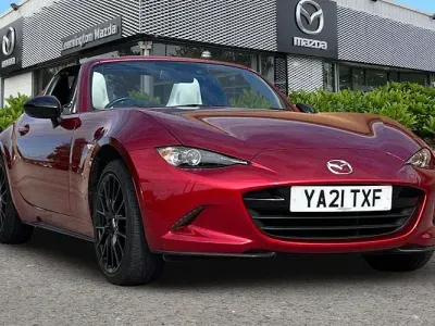 Używany Mazda MX5 Inclusive 184 KM (135 kW) 2021 Czerwony Kabriolet