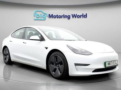 White Used 2021 Tesla Model 3 Long Range AWD Sedan | £17,700 (Fair price)