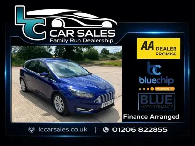 Used Ford Focus Titanium 125 HP (91 kW) 2015 Blue Hatchback