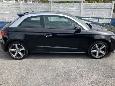 Używany Audi A1 Sport 2011 Czarny Hatchback