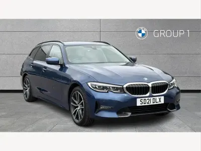 Used BMW 318 Sport Line 156 HP (114 kW) 2021 Blue Estate