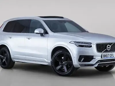 Used Volvo XC90 R-Design 235 HP (172 kW) 2019 SUV