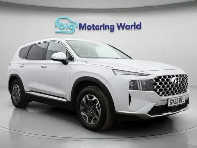 Begagnad Hyundai Santa Fe Premium 230 HK (169 kW) 2023 Vit SUV