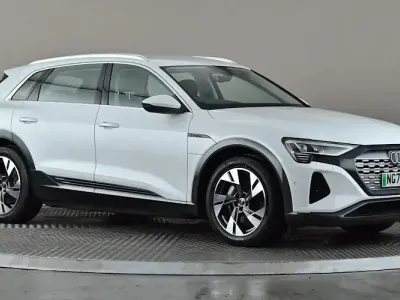 Used Audi Q8 e-tron Sport 300 kW (408 HP) 2023 White SUV