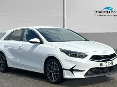 Used Kia Ceed 158 HP (116 kW) 2023 White Hatchback