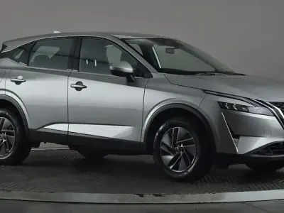 Used Nissan Qashqai Acenta Premium 158 HP (116 kW) 2023 Silver SUV