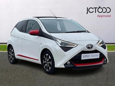 Used Toyota Aygo Trend 72 HP (52 kW) 2019 White Hatchback