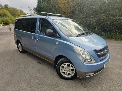 Used Hyundai I800 Style 168 HP (123 kW) 2011 Blue MPV