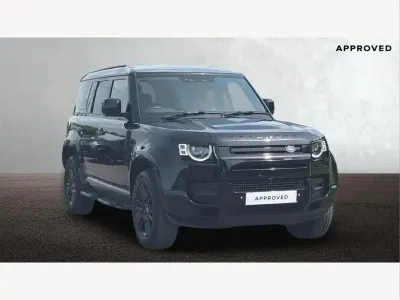 Used Land Rover Defender S 250 HP (183 kW) 2025 Santorini black SUV