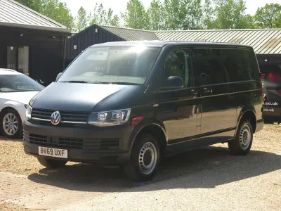 Second-hand VW Transporter Startline 102 CP (75 kW) 2019 Albastru Van