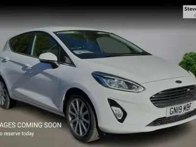 Begagnad Ford Fiesta Titanium 101 HK (74 kW) 2021 Halvkombi