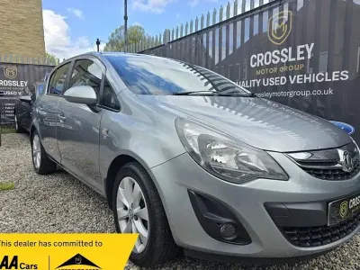 Używany Vauxhall Corsa Excite 100 KM (73 kW) 2014 Srebrny Hatchback